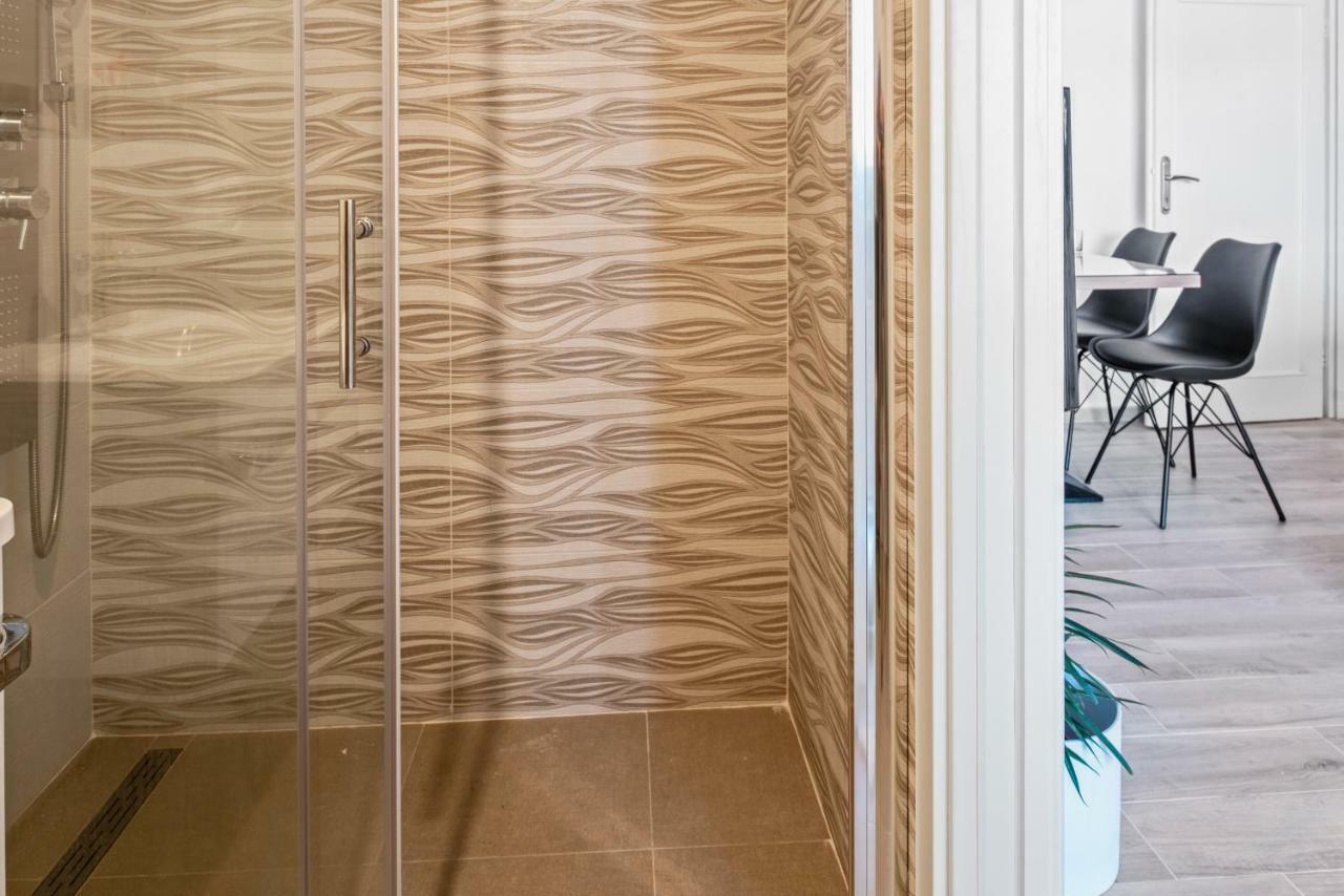 Kurika Anzotica Appartement Šibenik Buitenkant foto